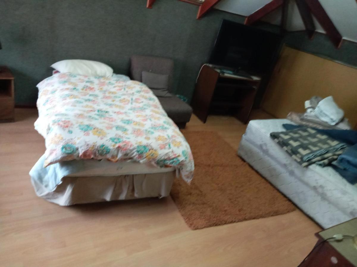 Hospedaje Familiar Gloria Punta Arenas Bagian luar foto